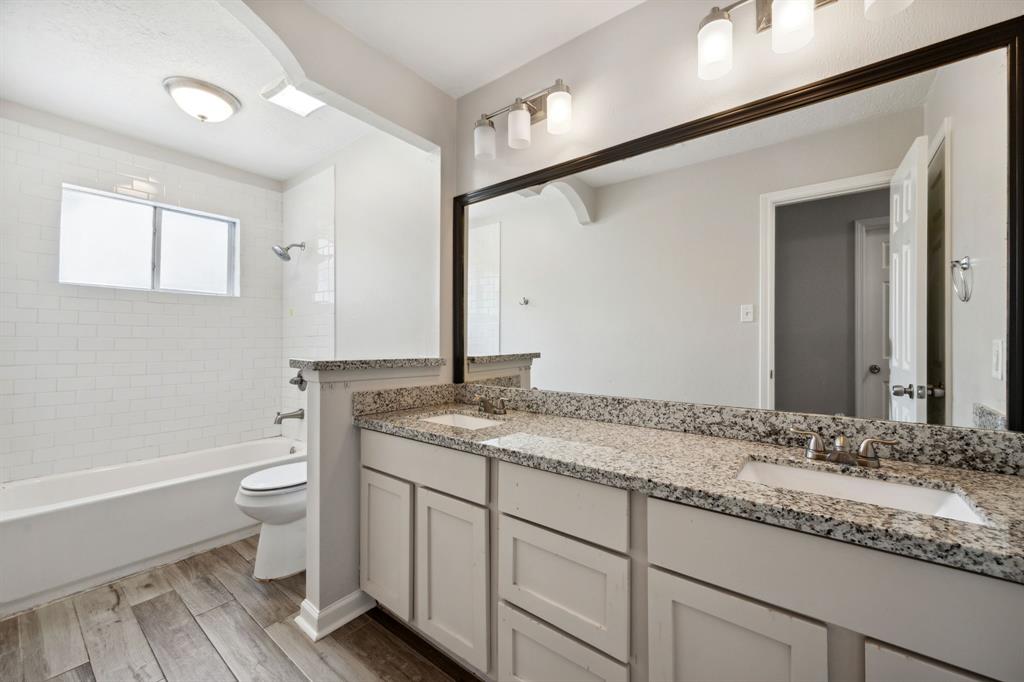4023 Broken Elm Drive, Spring, Texas image 10