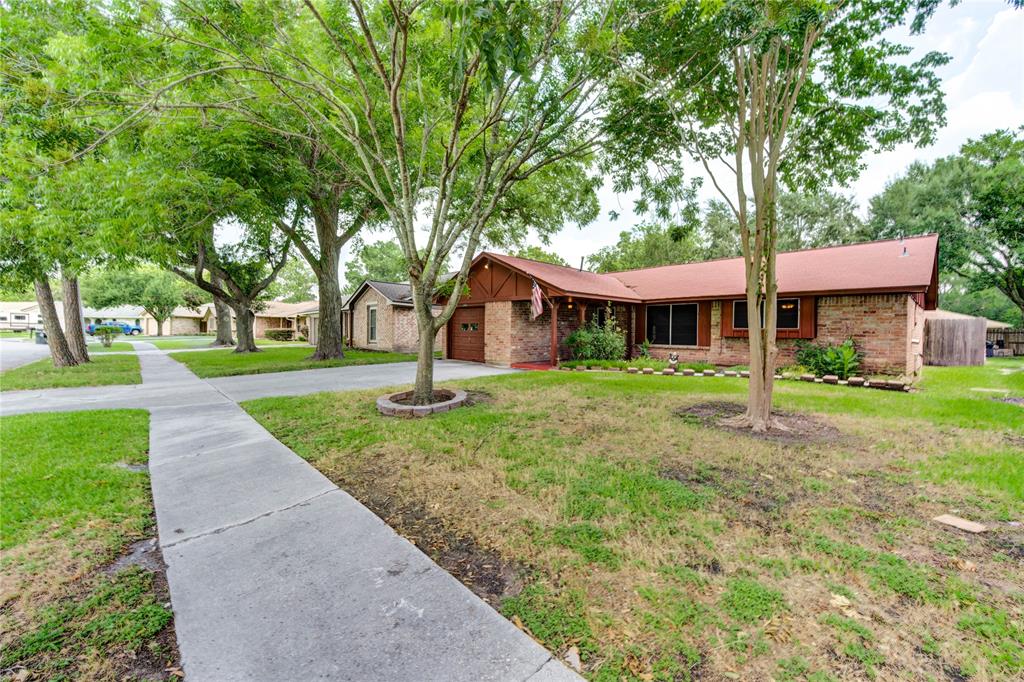 13634 Greenridge Drive