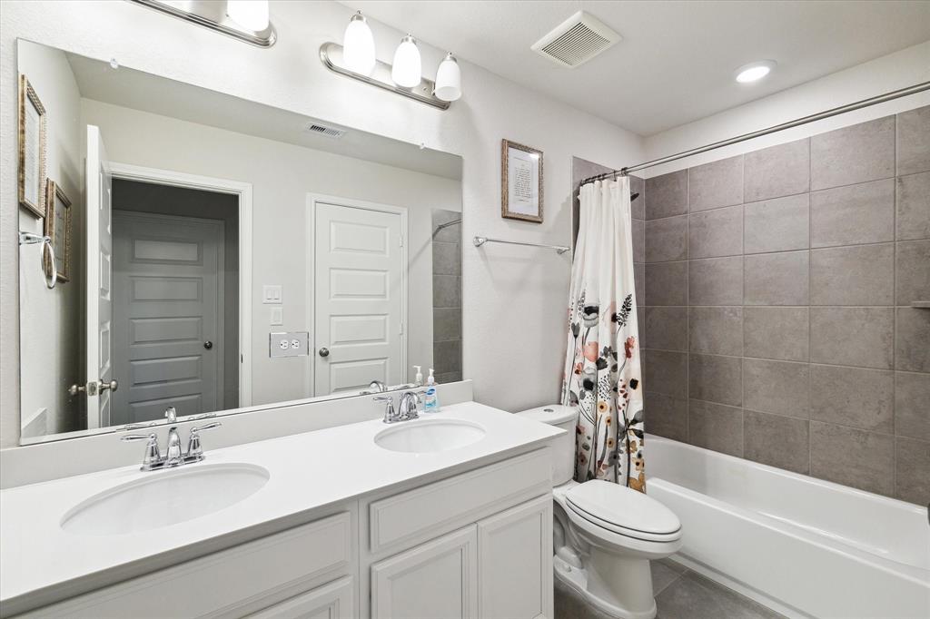 1126 Muscadine Hollow Lane, Richmond, Texas image 13