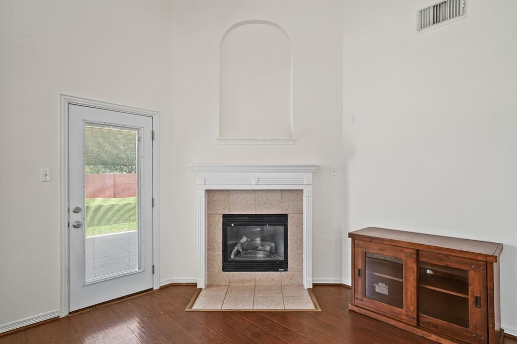2932 Autumnbrook Lane, Pearland, Texas image 19