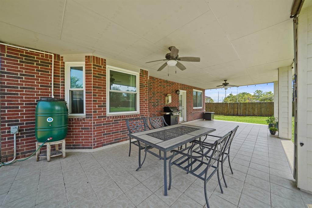 2932 Autumnbrook Lane, Pearland, Texas image 49