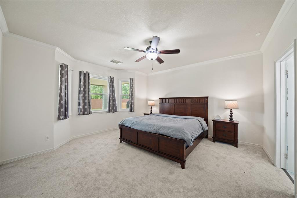 2932 Autumnbrook Lane, Pearland, Texas image 22