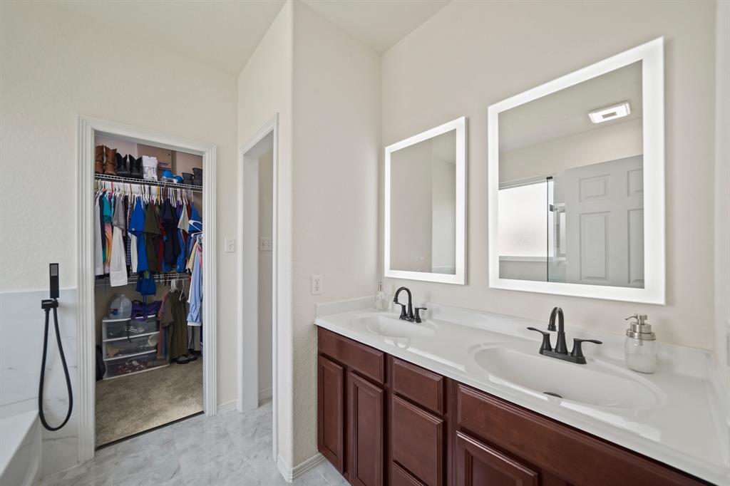 2932 Autumnbrook Lane, Pearland, Texas image 24