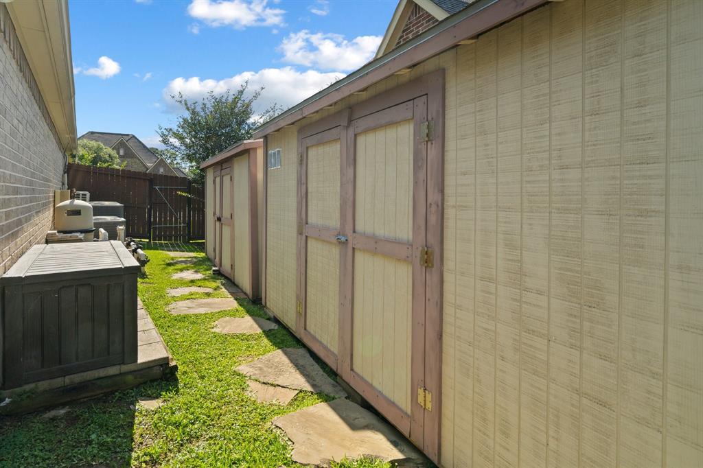 16406 Sawyer Knoll Lane, Houston, Texas image 41