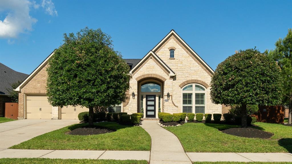 16406 Sawyer Knoll Lane, Houston, Texas image 2