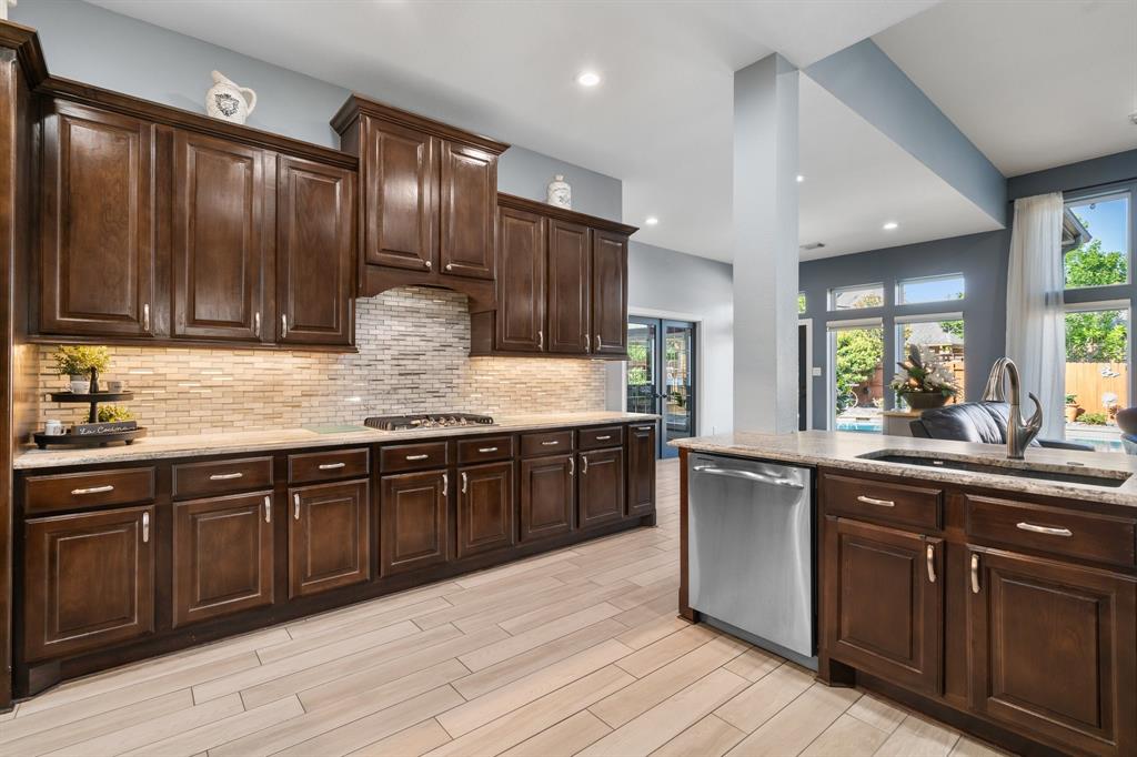 16406 Sawyer Knoll Lane, Houston, Texas image 15