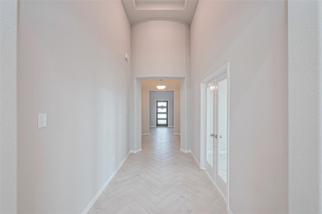 1001 Comal Trail, Dayton, Texas image 32