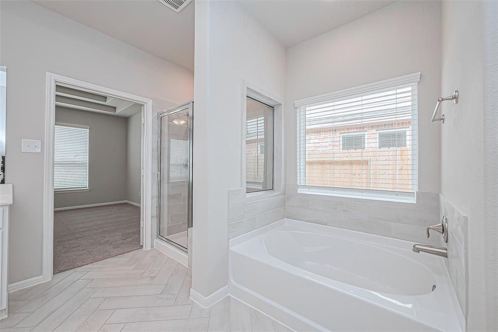 1001 Comal Trail, Dayton, Texas image 44