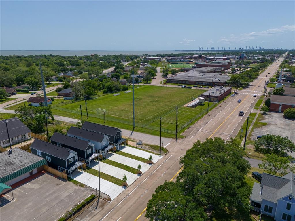 231 S Broadway Street, La Porte, Texas image 9