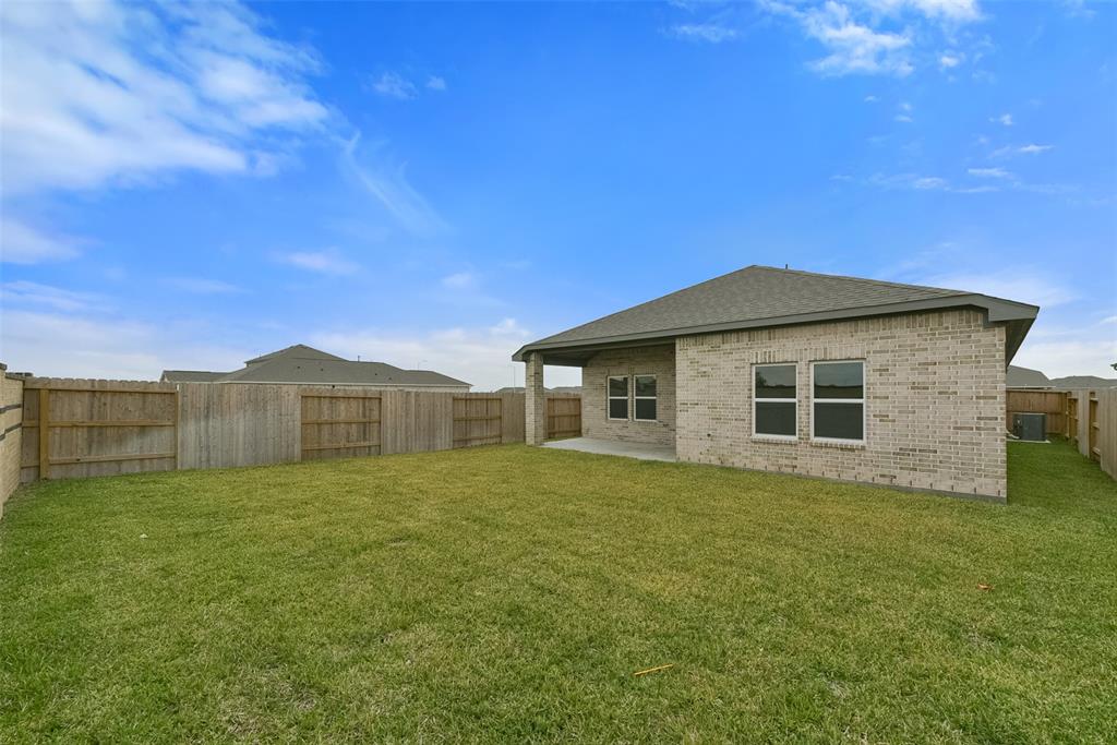 1118 Wildflower Way Drive, Beasley, Texas image 33