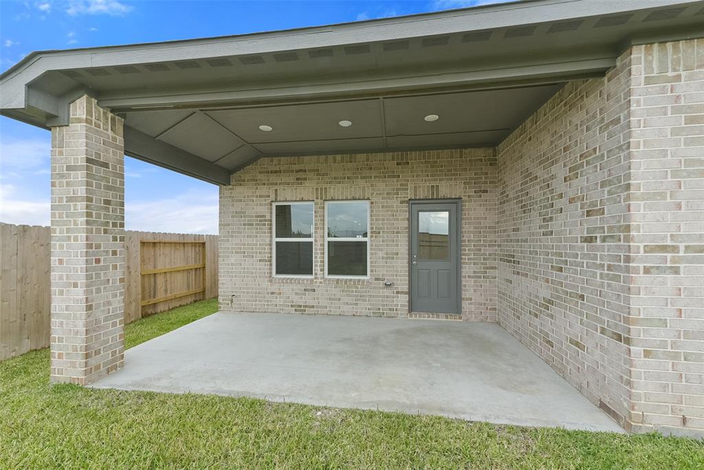 1118 Wildflower Way Drive, Beasley, Texas image 32