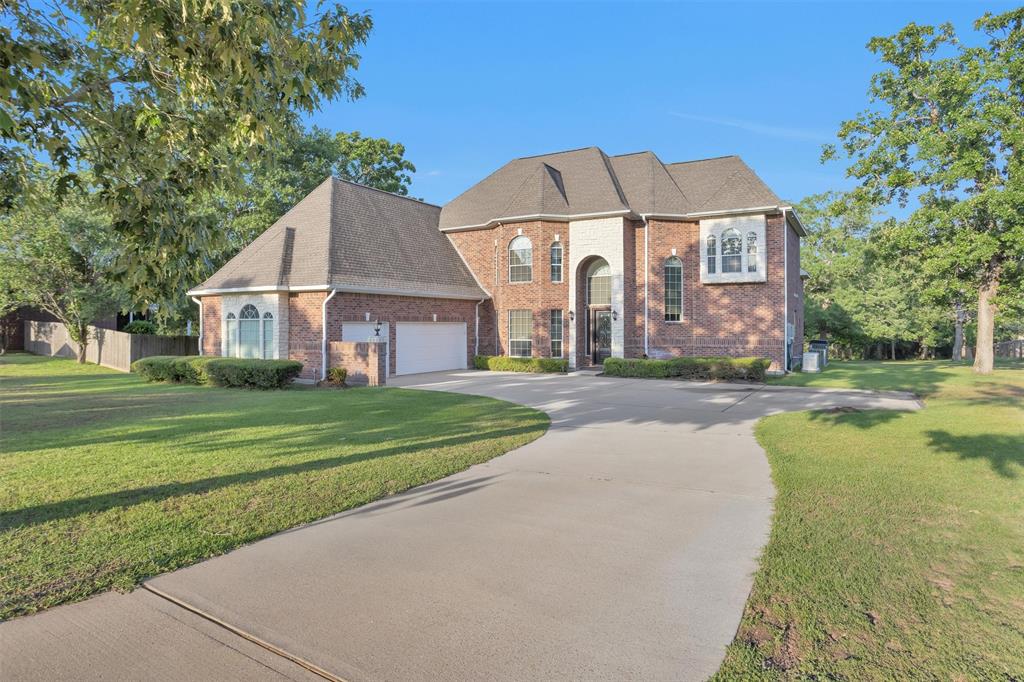 11409 E Zoe Loop Drive, Montgomery, Texas image 3