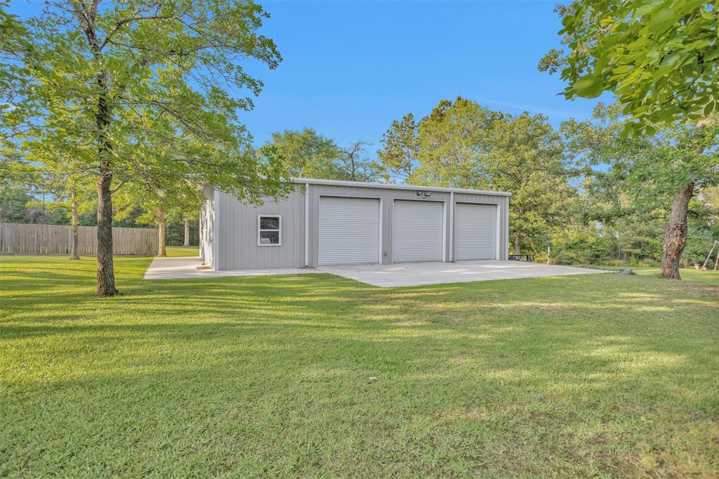 11409 E Zoe Loop Drive, Montgomery, Texas image 45