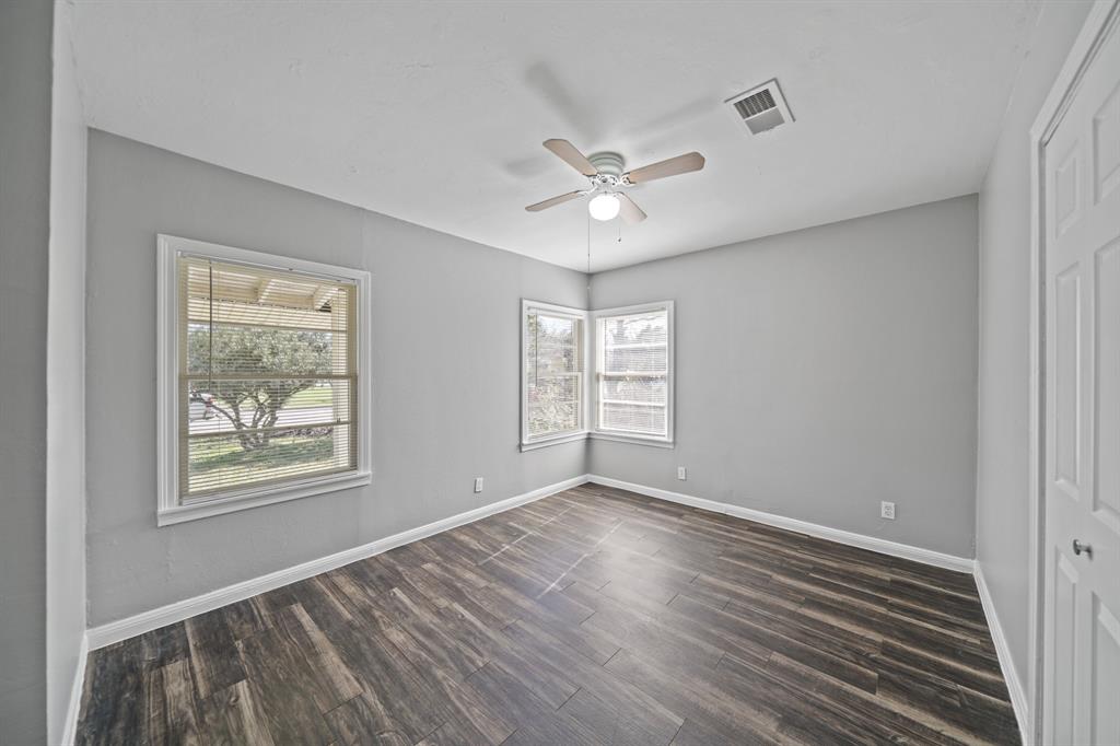 1505 13th Street, Texas City, Texas image 9