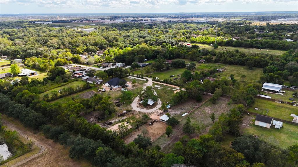 Lesiker Road, Brookside Village, Texas image 10