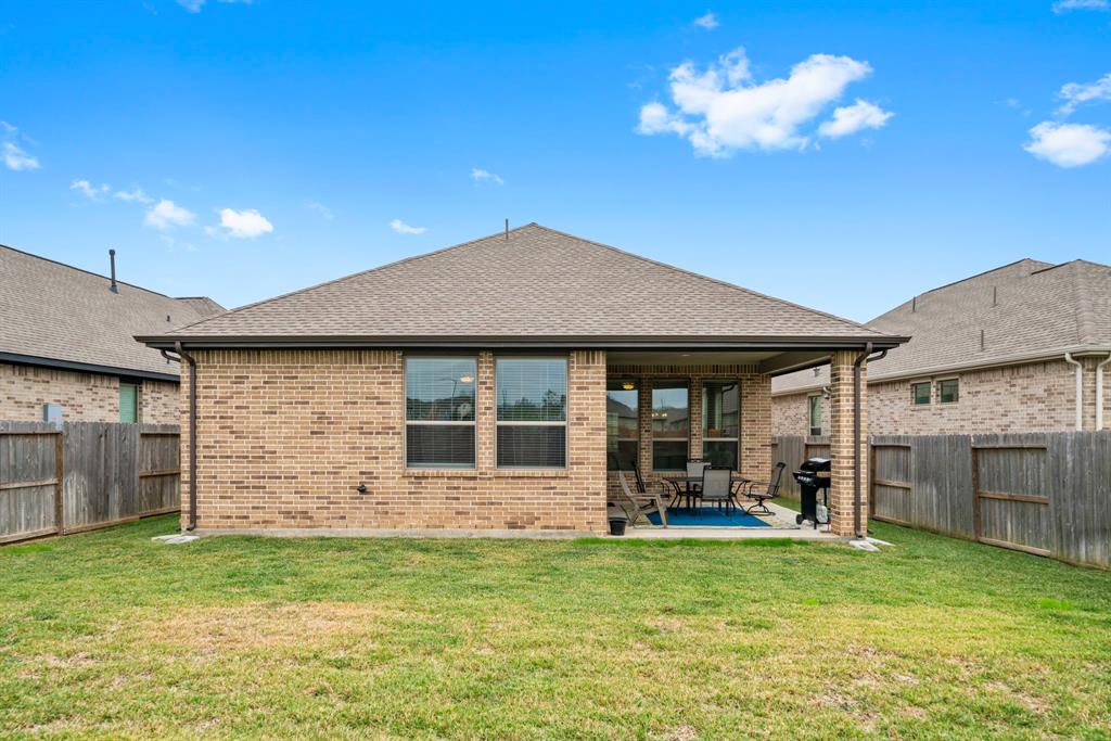 1919 Waters Branch Drive, Missouri City, Texas image 29