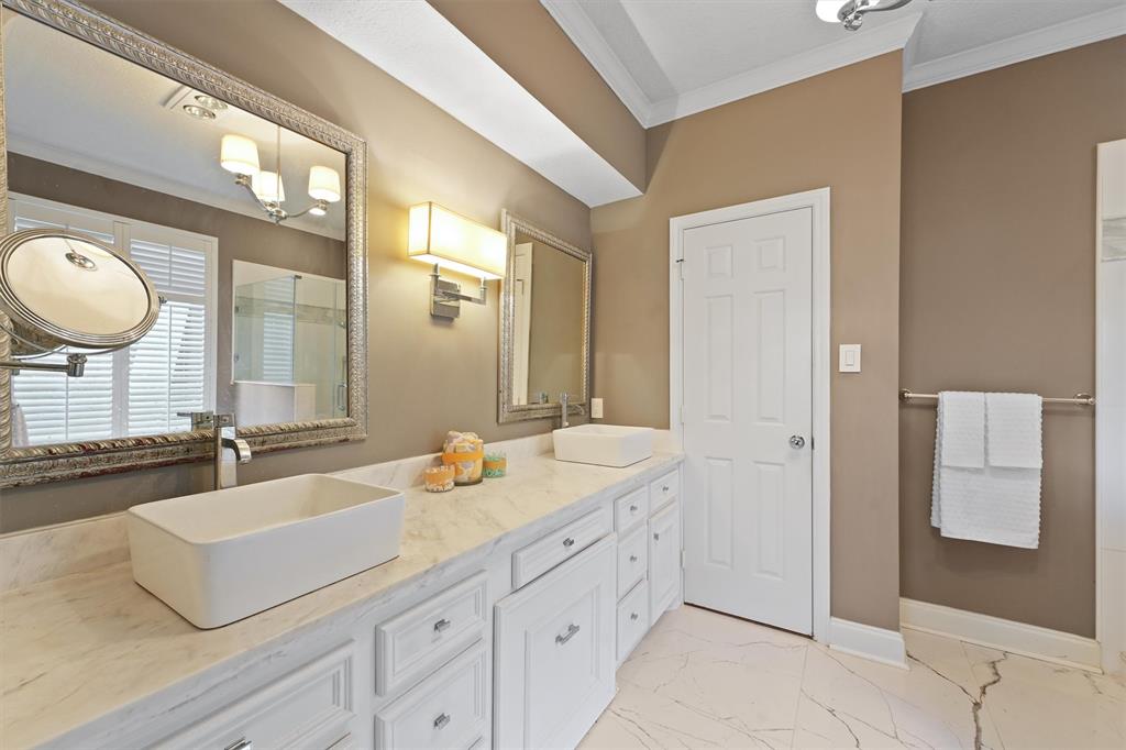 2106 Mount Forest Drive, Kingwood, Texas image 21