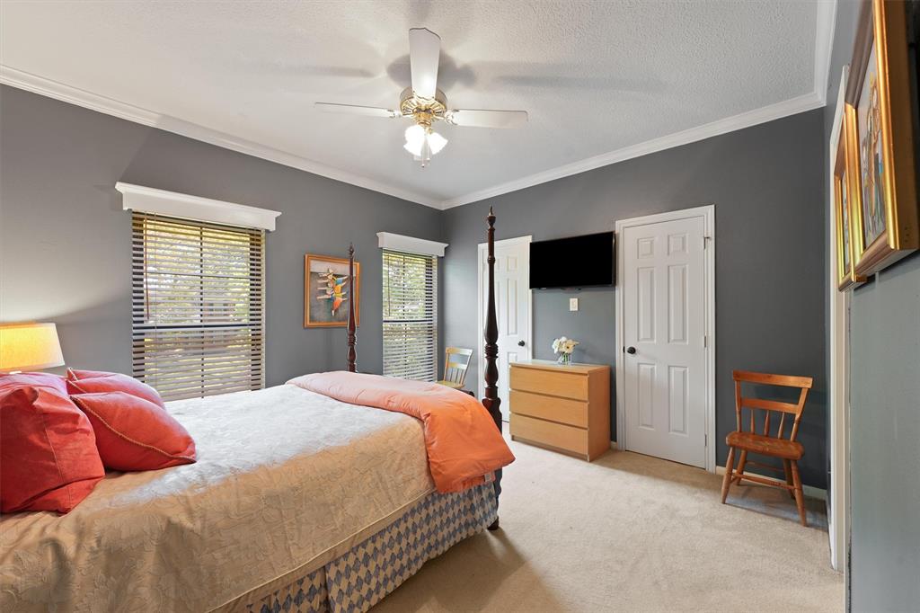 2106 Mount Forest Drive, Kingwood, Texas image 33