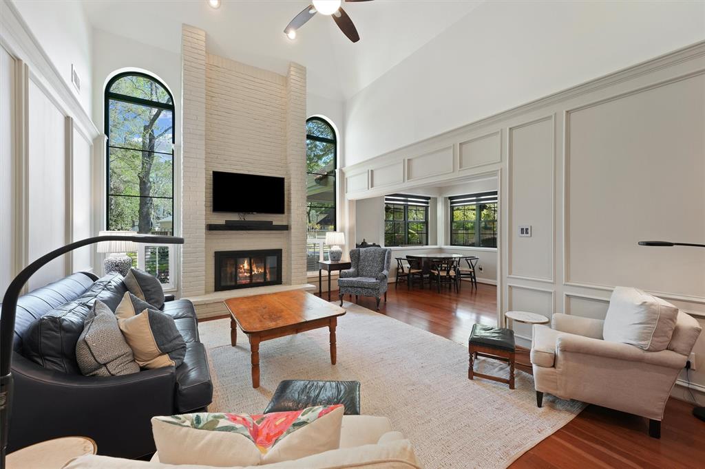 2106 Mount Forest Drive, Kingwood, Texas image 10