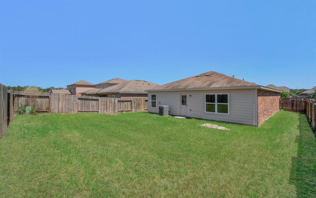 20411 Oak Lodge Meadow Drive, Humble, Texas image 32