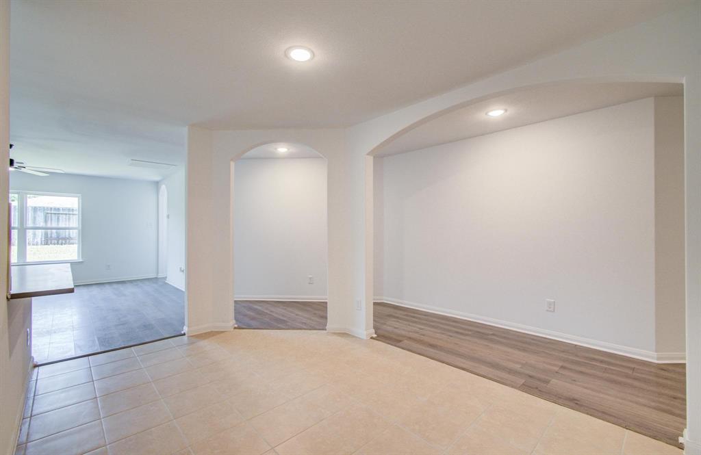 20411 Oak Lodge Meadow Drive, Humble, Texas image 8