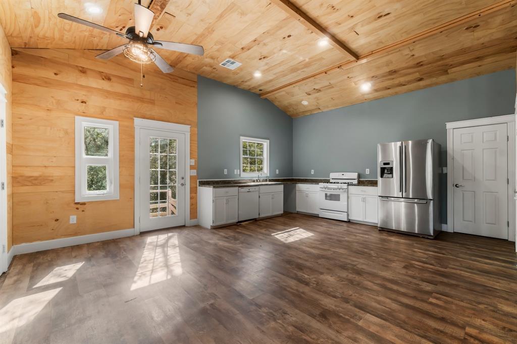 22310 Glenmont Estates Boulevard, Magnolia, Texas image 14