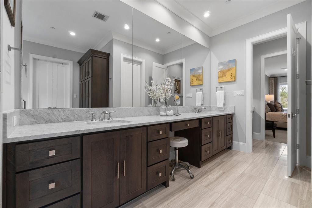 2432 High Timbers Drive, The Woodlands, Texas image 32