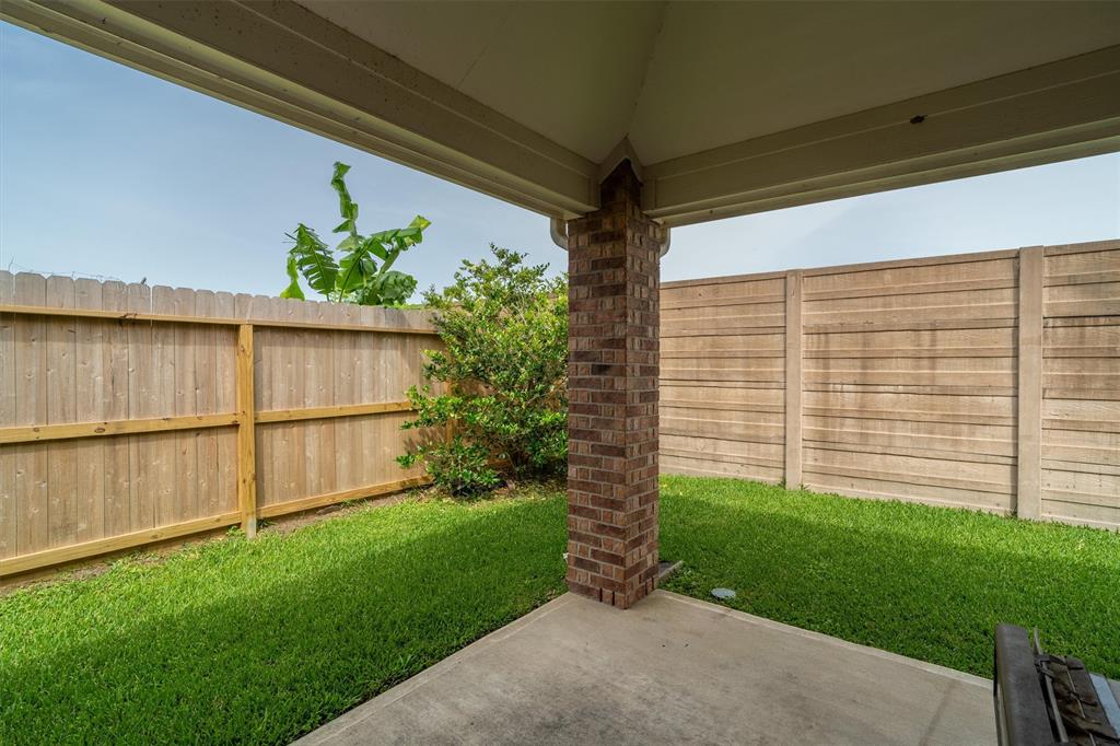 4009 Firenze Drive, Friendswood, Texas image 20