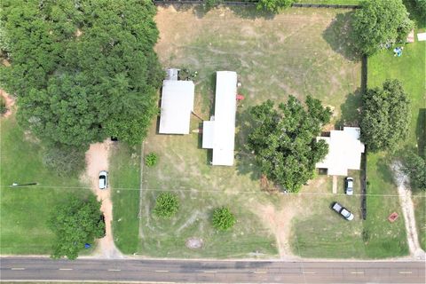 A home in Crockett