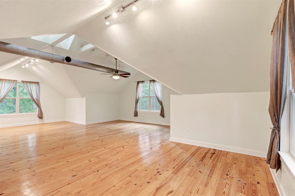 11958 White Oak Path, Conroe, Texas image 34