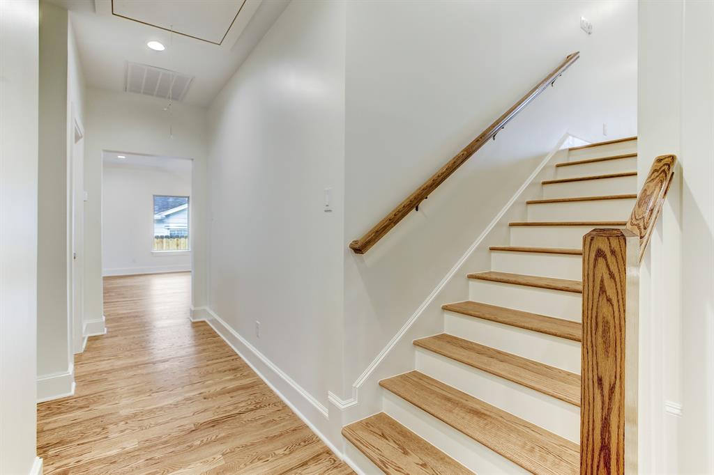 1842 Chantilly Lane, Houston, Texas image 15
