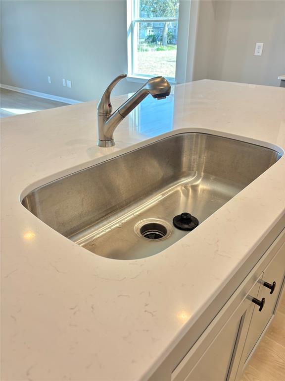 607 W Bayshore Drive, Palacios, Texas image 18