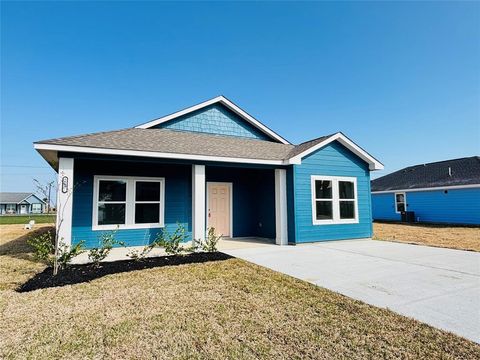 607 W Bayshore Drive Palacios TX 77465
