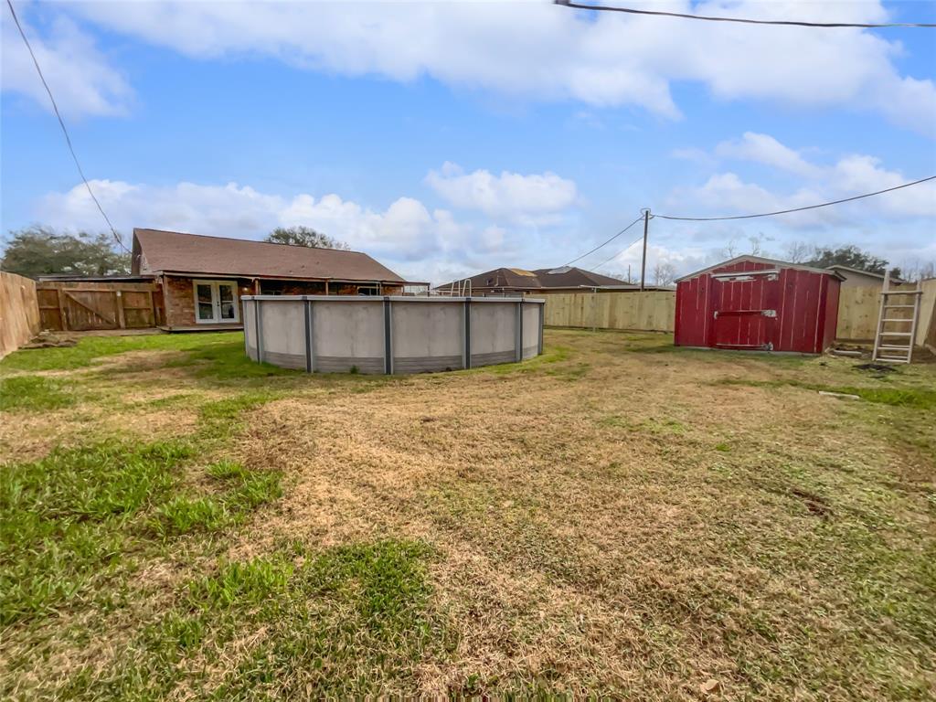 5210 3rd Street, Danbury, Texas image 17