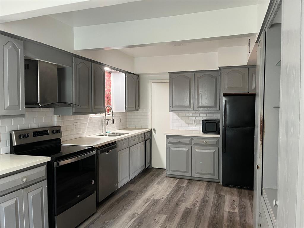 Houston, Texas 77023, United States, 3 Bedrooms Bedrooms, ,2 BathroomsBathrooms,Residential,Pending,109930