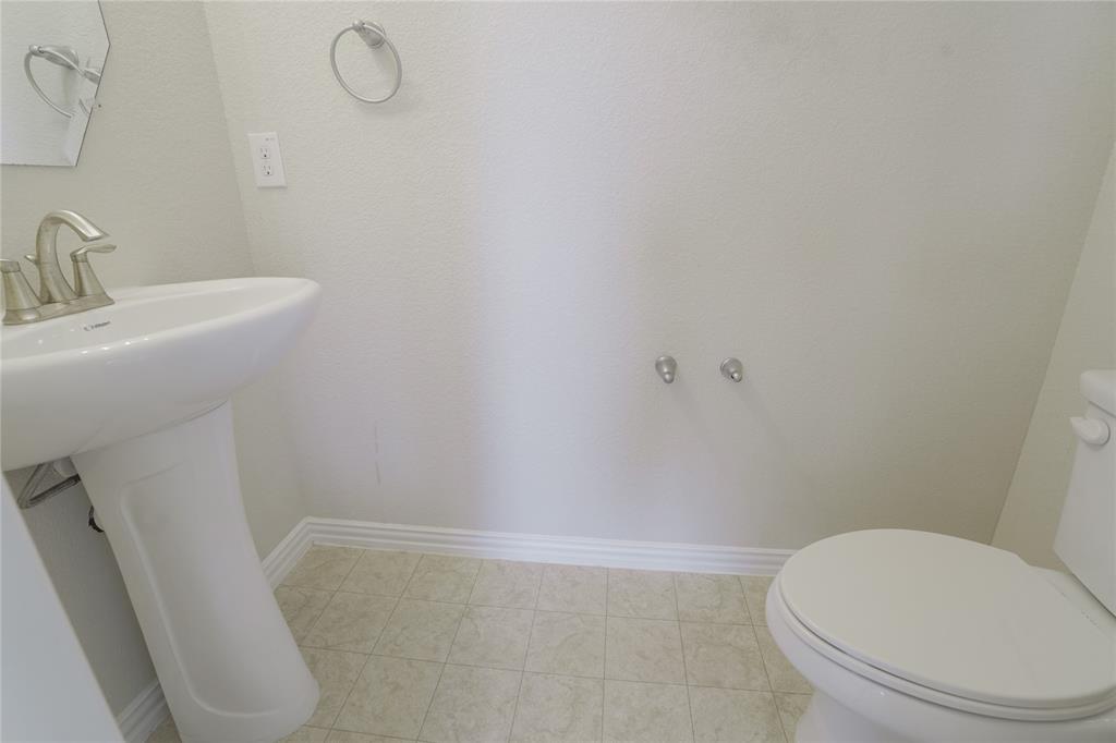 2806 Old Draw DR Drive