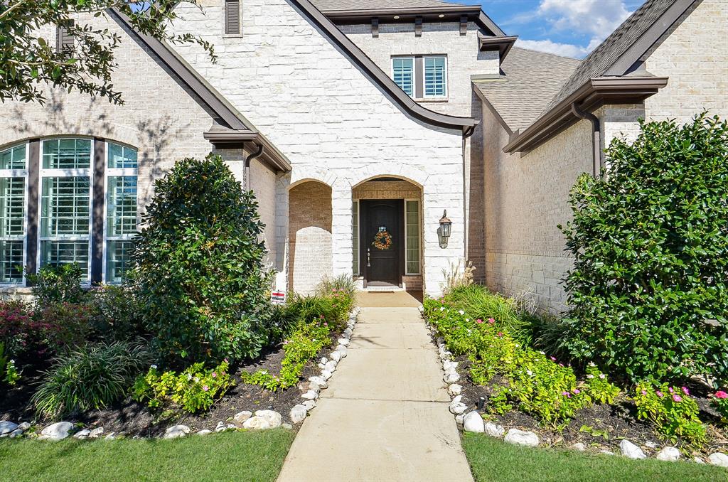 1310 Layla Sage Loop, Richmond, Texas image 2