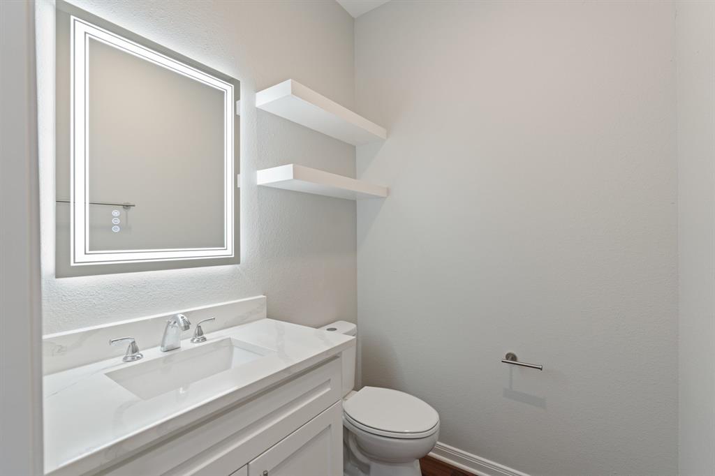 327 Pecan, Onalaska, Texas image 10