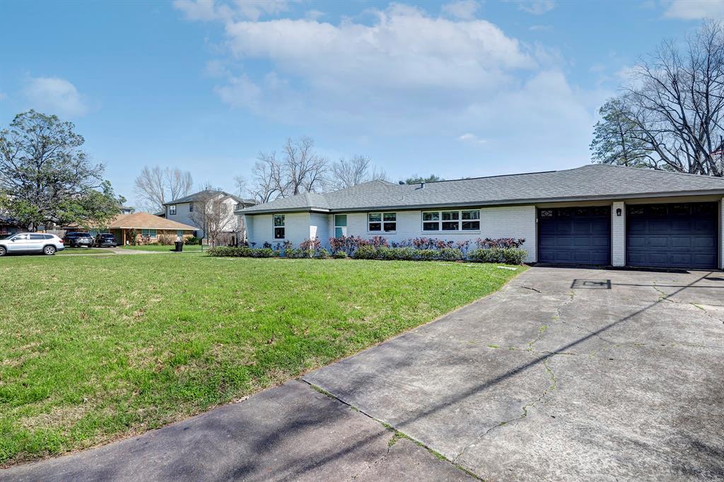 2227 Hialeah Drive, Houston, Texas image 22