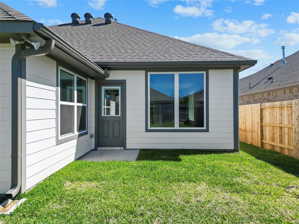 3021 Pampaneria Drive, Conroe, Texas image 19
