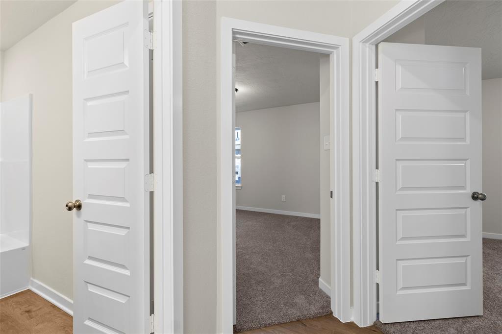 3021 Pampaneria Drive, Conroe, Texas image 11