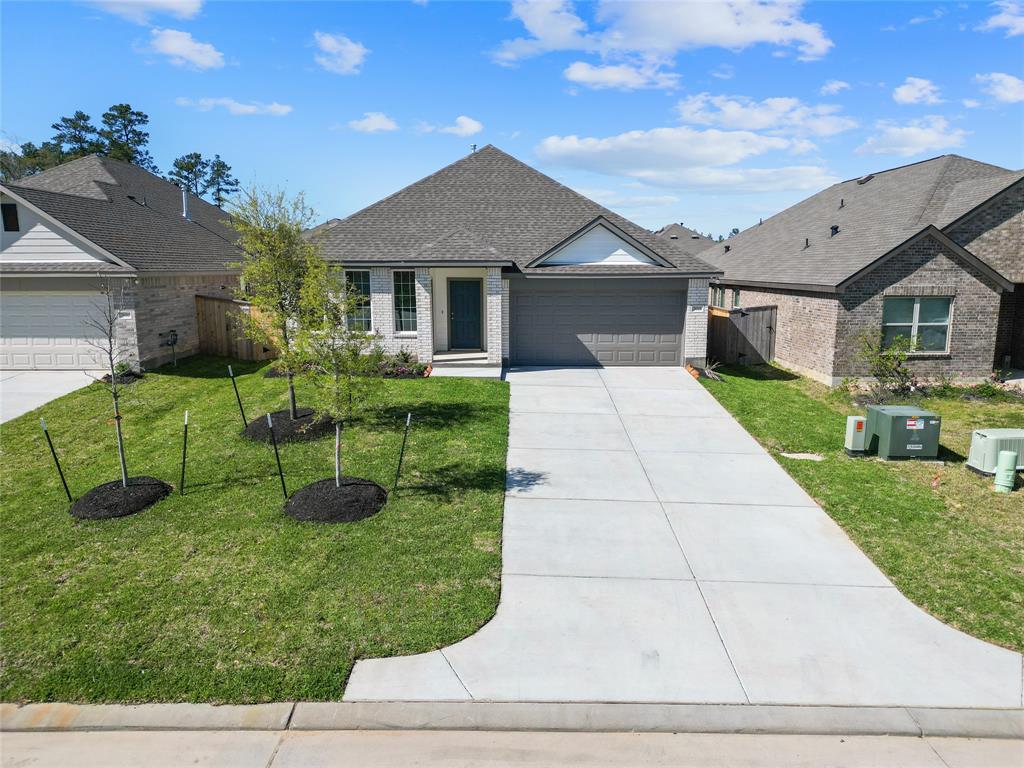 3021 Pampaneria Drive, Conroe, Texas image 1