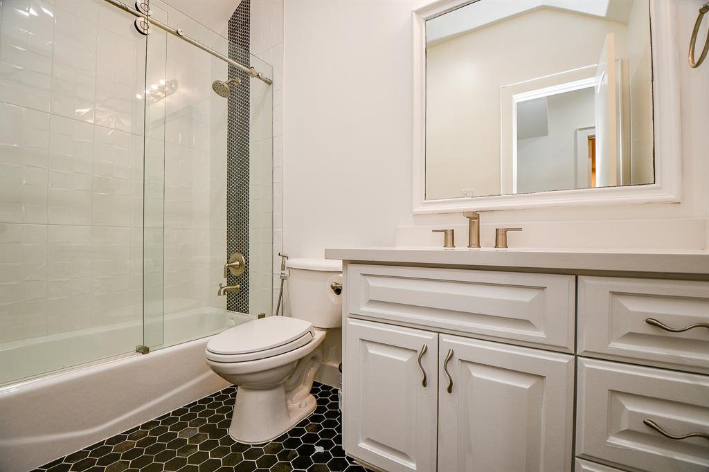 5513 Val Verde Street, Houston, Texas image 39