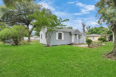 A home in Rosenberg