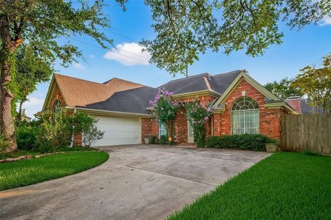 Photo of 7014 Adobe Oaks Court, Sugar Land, TX 77479 (MLS # 2269628)