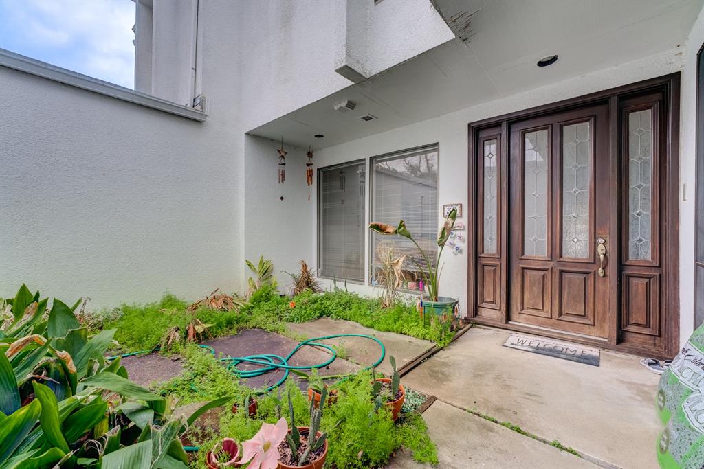 7655 S Braeswood Boulevard #33, Houston, Texas image 6