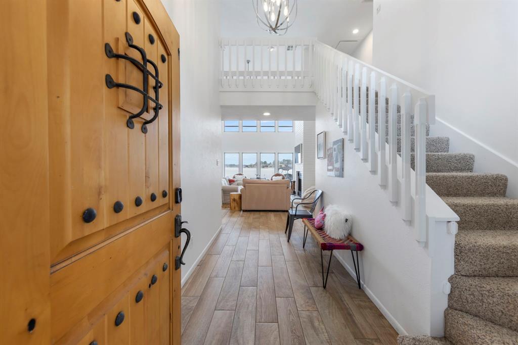 53 La Costa Drive