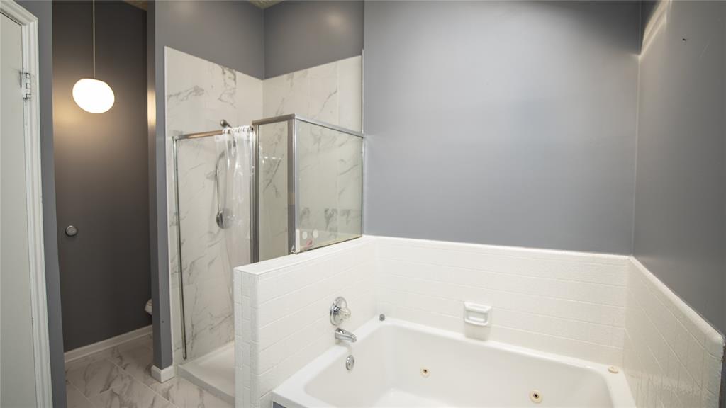 1226 Brook Grove Drive, Katy, Texas image 21