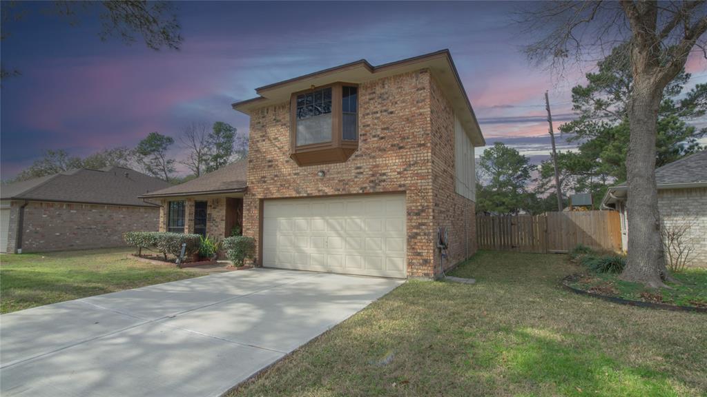 1226 Brook Grove Drive, Katy, Texas image 3