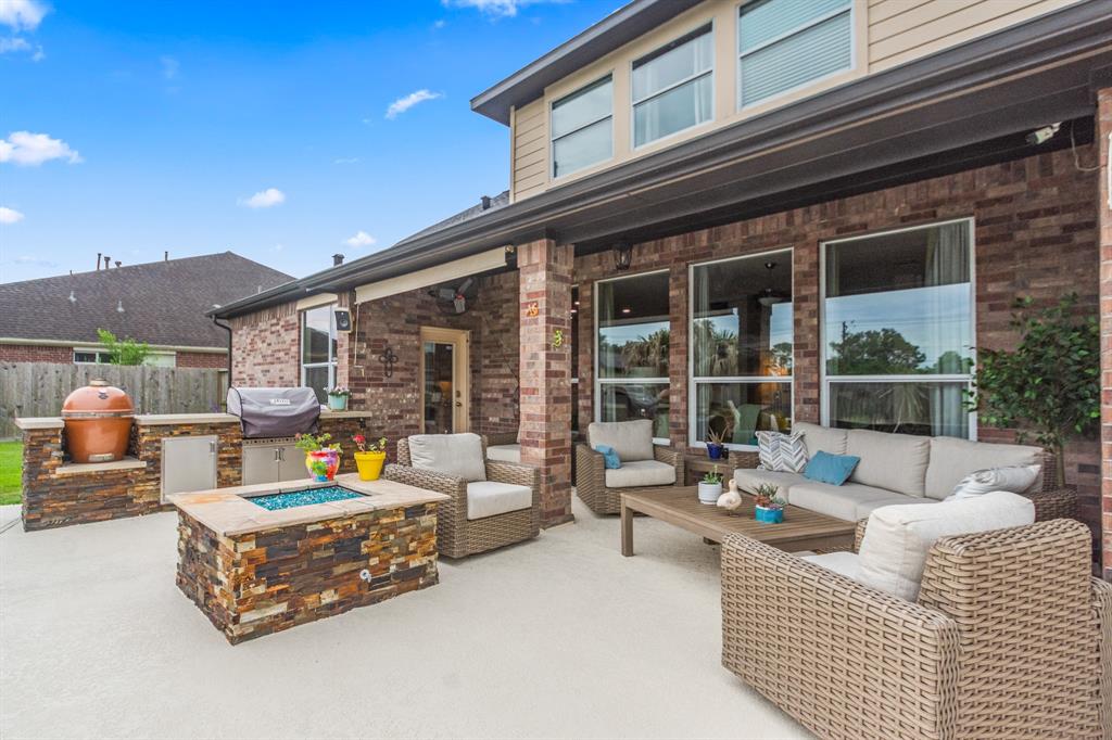 1886 Pampas Trail Dr Drive, Friendswood, Texas image 45